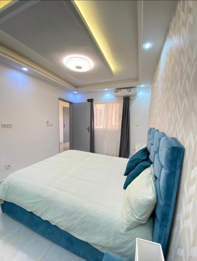 Appartement Haut Standing Idealement Situe A Dakar Exterior foto